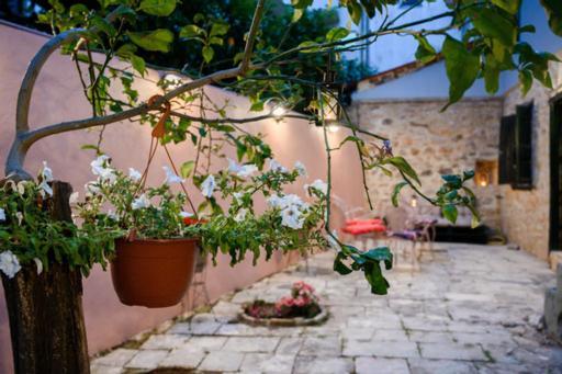 פרבזה Christi Iuxury Apartment מראה חיצוני תמונה